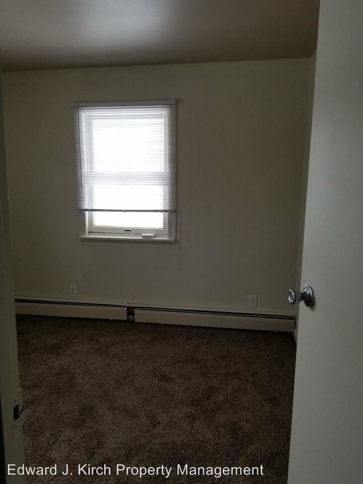 West South Street - Photo 2 of 13