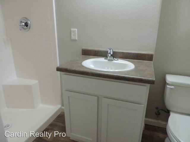 115 Curry Drive - Photo 2 of 4