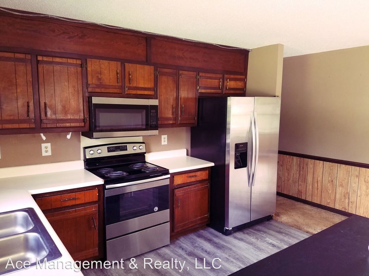 955 N Johnson Chapel Rd - Photo 2 of 7