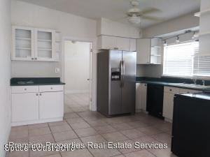 910 S Orlando Ave - Photo 3 of 15