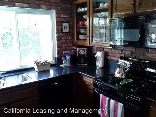 24018 Sag Harbor Ct - Photo 3 of 13