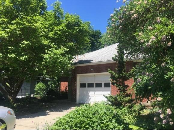 1225 Edward St - Photo 3 of 7
