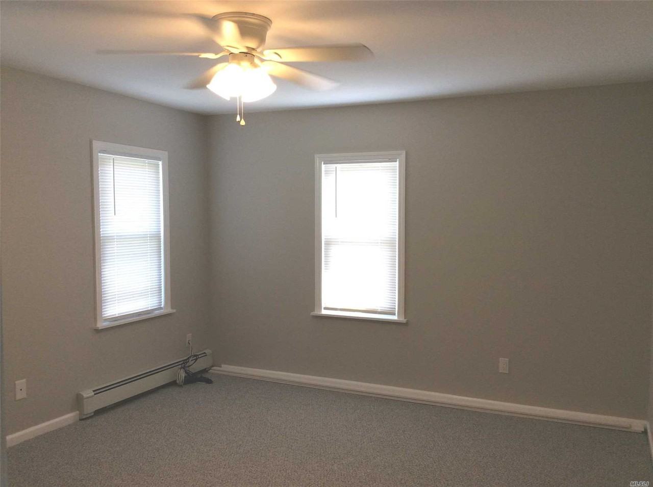 28 Sherman Ave - Photo 2 of 11