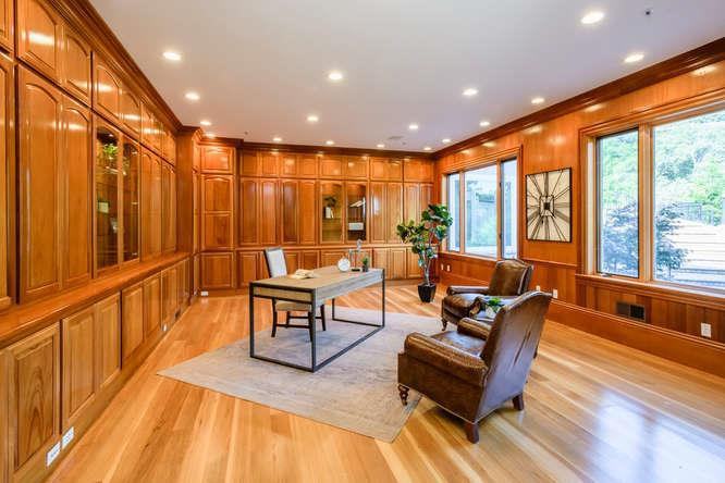 2652 Summit Dr - Photo 2 of 6