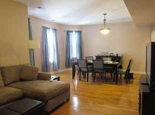 23 Trident #2 - Photo 3 of 9