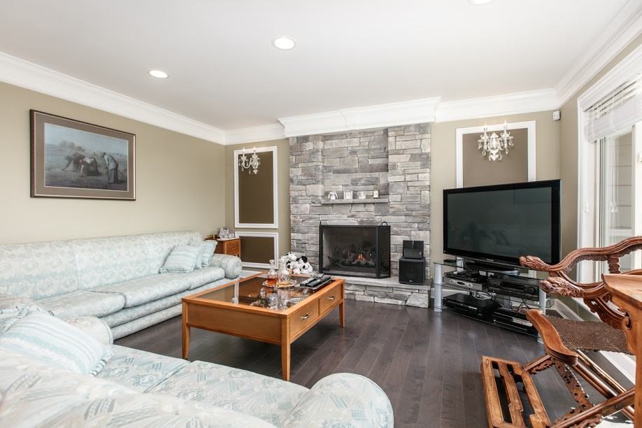 3340 Westmount Road - Photo 3 of 24