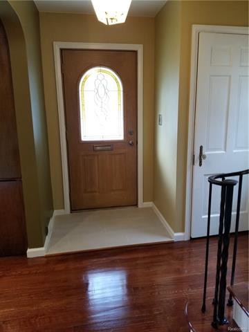 22700 Sheridan St - Photo 3 of 23