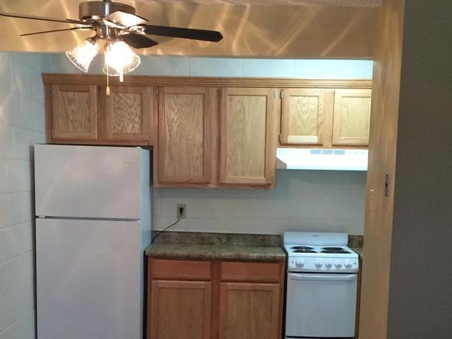 200 Wallington Dr - Photo 2 of 28