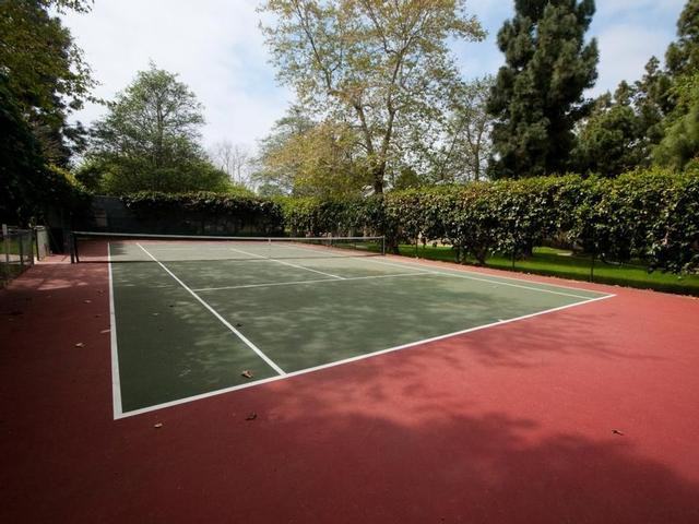 23731 Mariner Dr - Photo 2 of 21