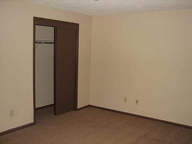 2024 Ne Terre View Dr - Photo 3 of 18