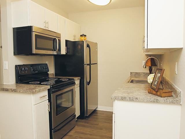 1098 S Evanston Way - Photo 7 of 42