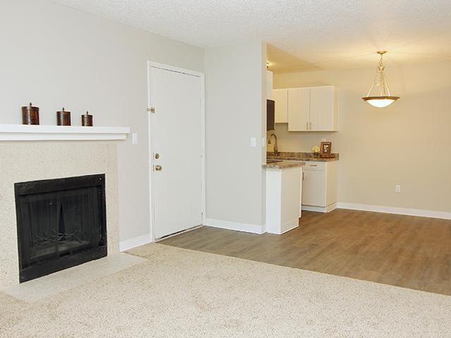 1098 S Evanston Way - Photo 4 of 42