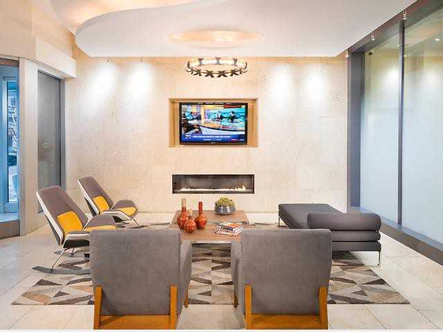 2121 N. Westmoreland St - Photo 3 of 20