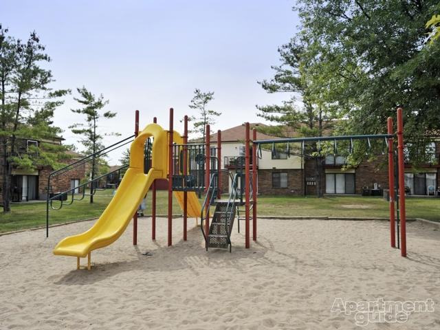 4649 Strawbridge St - Photo 2 of 12