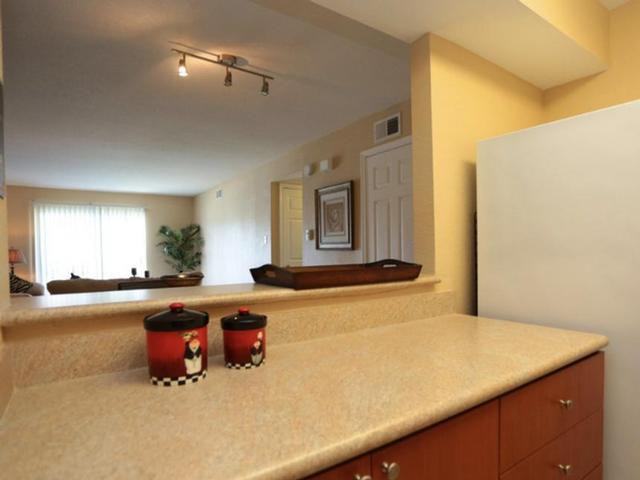 3219 69th St - Photo 3 of 7