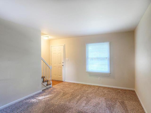 2316 Golden Gate Dr - Photo 2 of 24