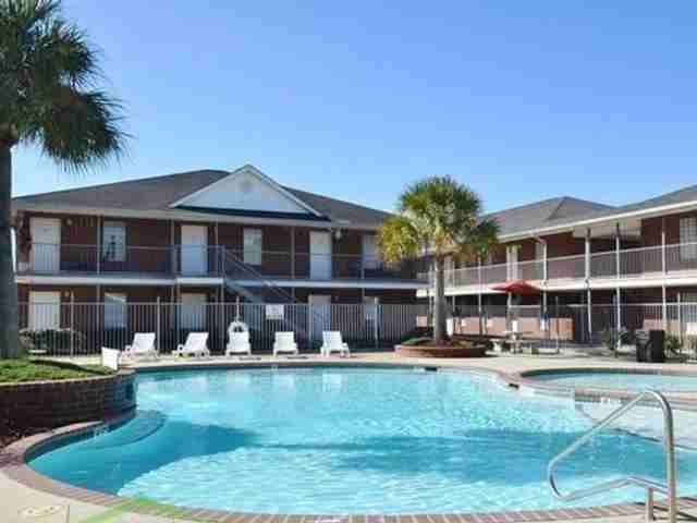 2575 N 31st St - Photo 2 of 8