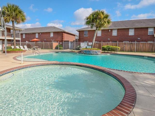 2575 N 31st St - Photo 2 of 13