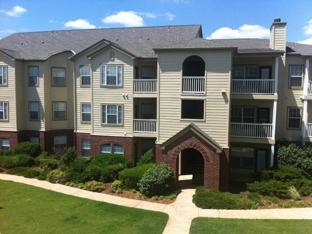 5300 W Memorial Rd - Photo 4 of 17