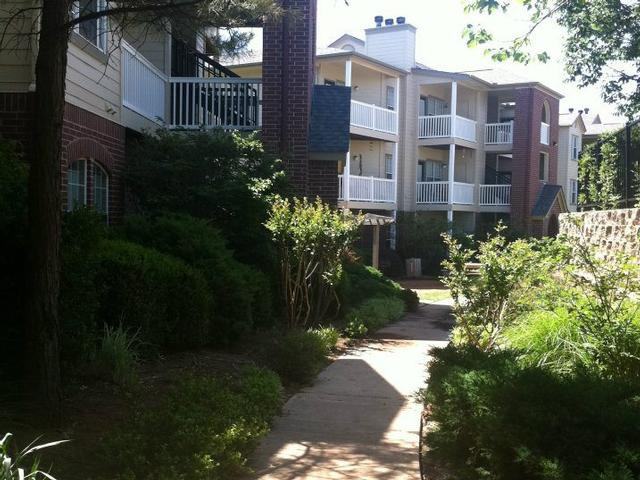 5300 W Memorial Rd - Photo 7 of 17