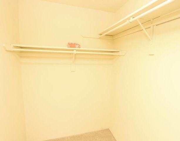 420 Redding Rd - Photo 6 of 15