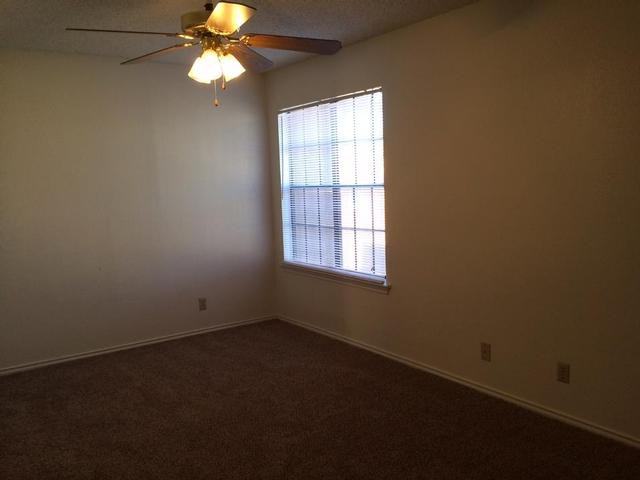 509 Delmar Street - Photo 6 of 8