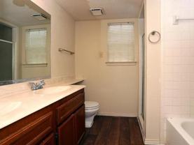 1907 Tarleton St - Photo 1 of 1