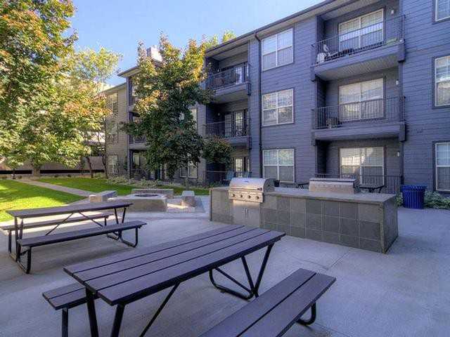 727 E 600 S - Photo 5 of 23