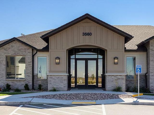 3560 Midland Dr - Photo 2 of 28