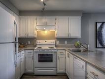 20650 Ne Halsey St - Photo 1 of 1