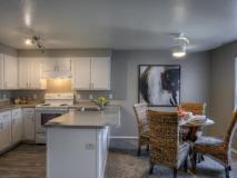 20650 Ne Halsey St - Photo 1 of 1