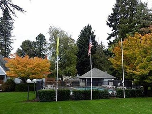 20121 Se Stark St - Photo 4 of 28