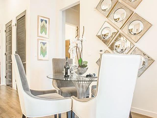 21021 Erwin Street - Photo 2 of 32