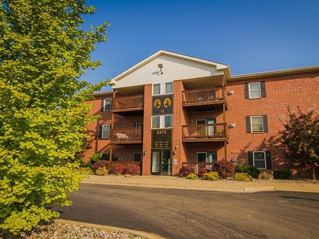 1147 West Grand River Avenue - Photo 5 of 35