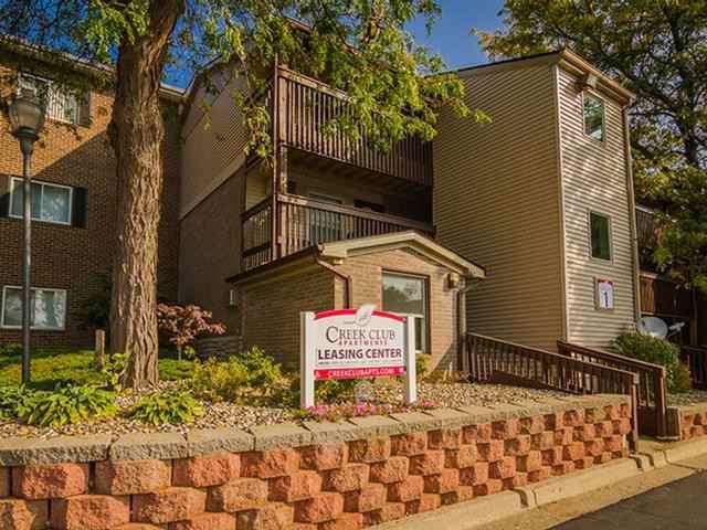 1147 West Grand River Avenue - Photo 3 of 12