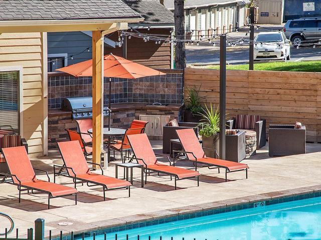 4982 S Ulster St - Photo 5 of 39