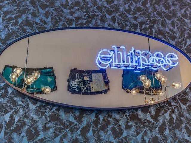 4751 12th Ave Ne - Photo 6 of 8