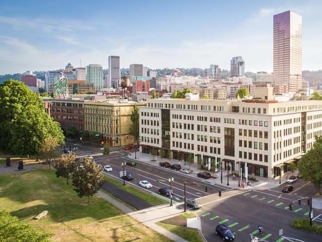 38 Nw Davis St - Photo 2 of 7