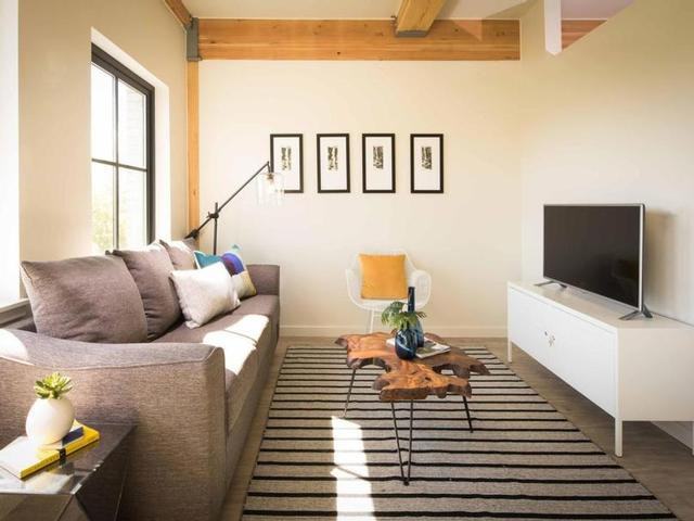 38 Nw Davis St - Photo 7 of 7