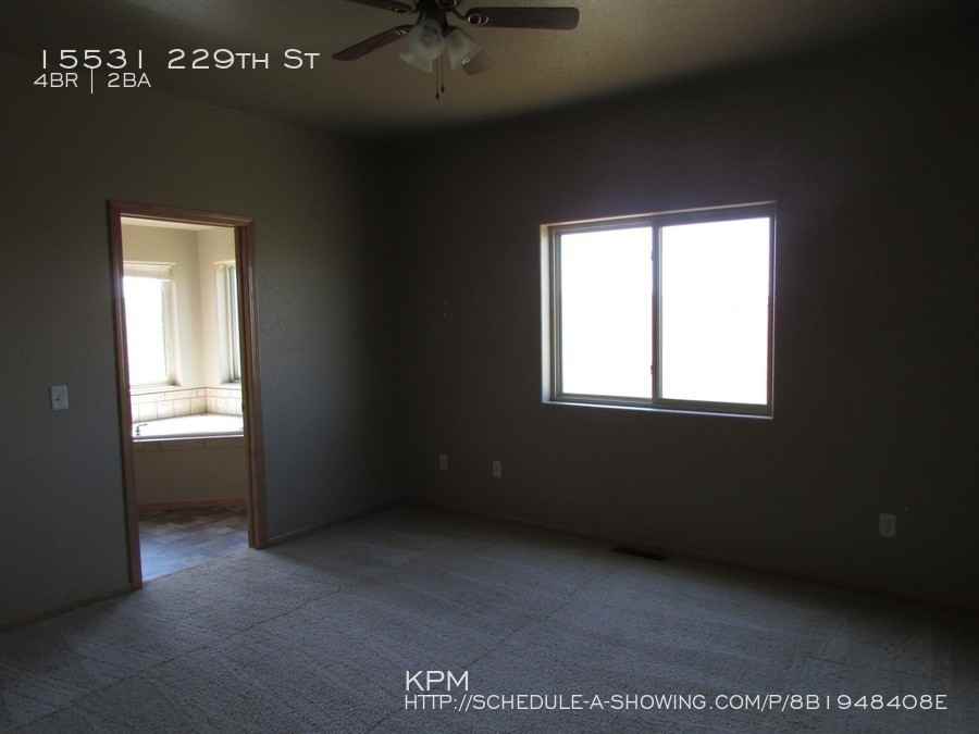 15531 229th Street - Photo 3 of 20