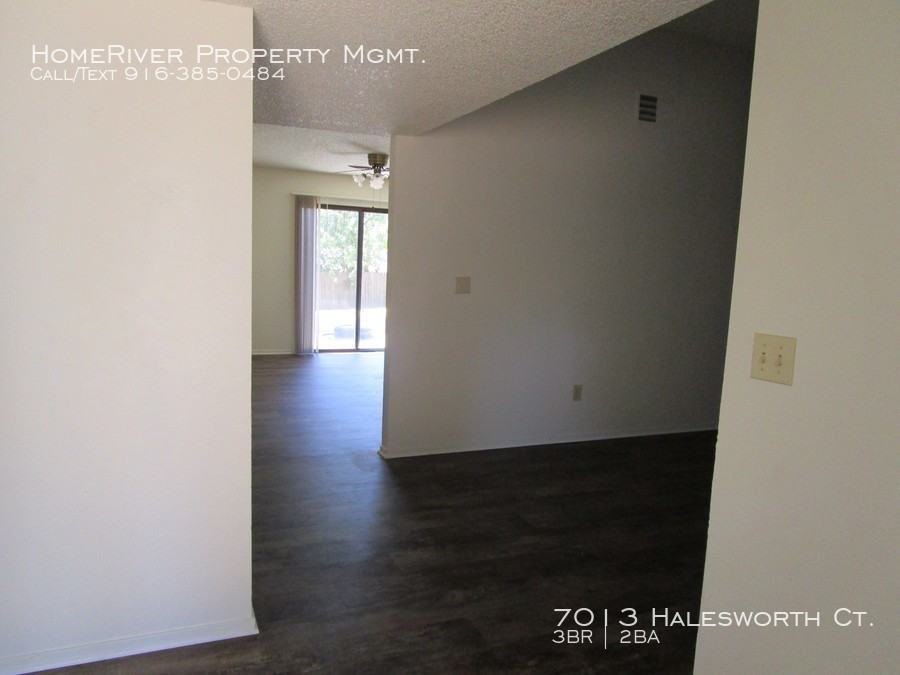 7013 Halesworth Ct - Photo 2 of 15