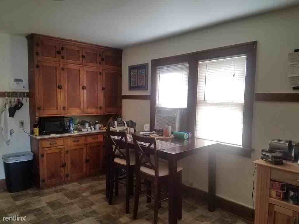 1324 S 46th St - Photo 2 of 18