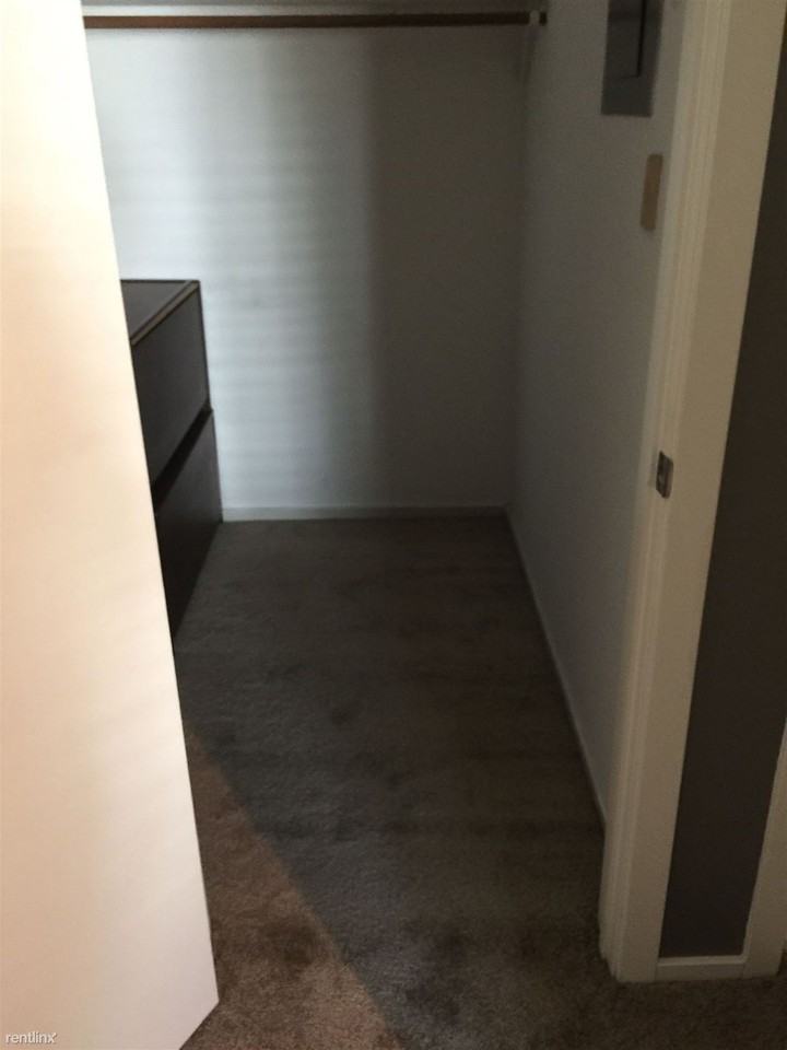 170 Westbury Park Rd #A4 - Photo 2 of 11