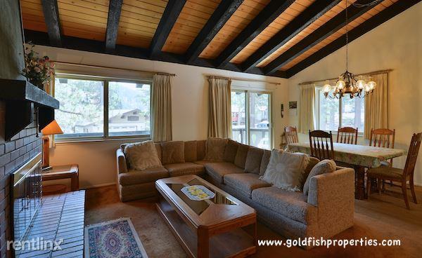 1320 Zurich Ln - Photo 3 of 21