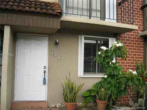 1921 SW 107th Ave - Photo 2 of 8