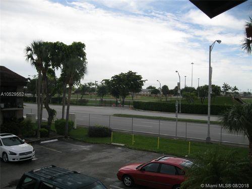 1921 SW 107th Ave - Photo 3 of 8