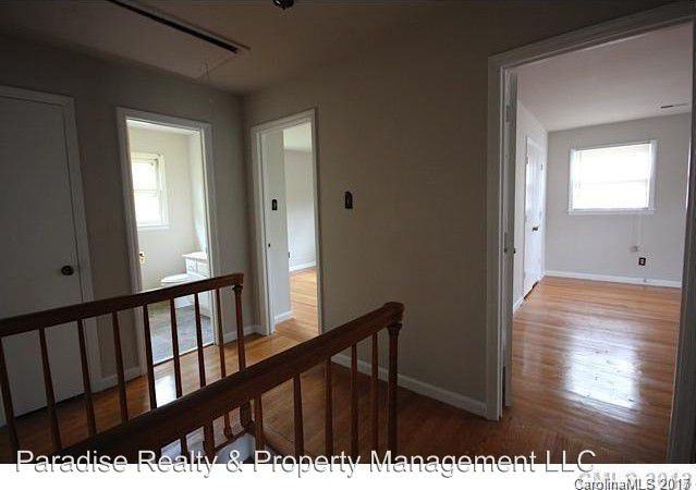 6115 Coach Hill Ln - Photo 2 of 7