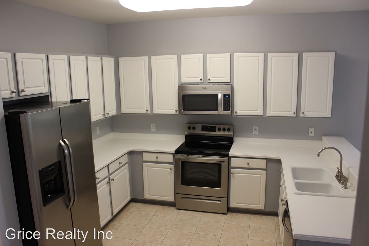 9723 Heatherstone Lake Ct #1 - Photo 3 of 14
