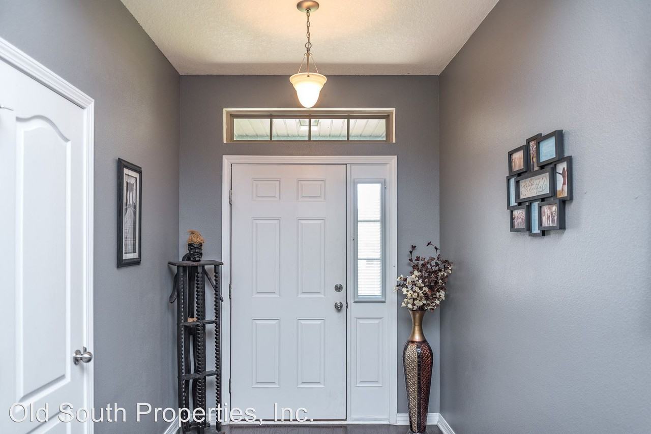 2707 Blackwood Dr - Photo 2 of 18