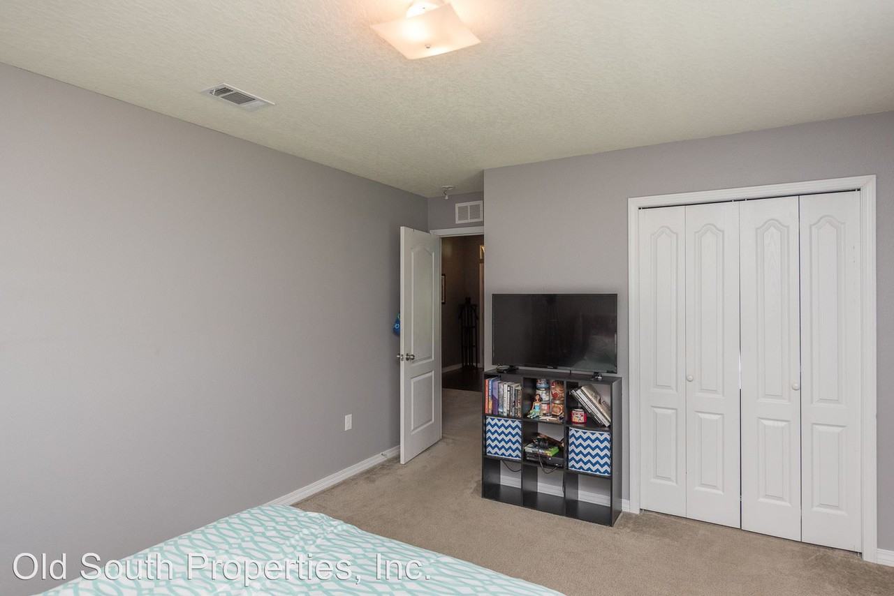 2707 Blackwood Dr - Photo 3 of 18